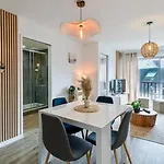 Les Embruns / F2 Hyper Centre Apartment *