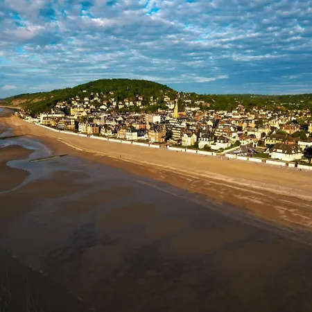 Les Embruns / F2 Hyper Centre * Houlgate