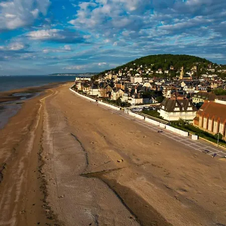 Apartamento Les Embruns / F2 Hyper Centre Houlgate