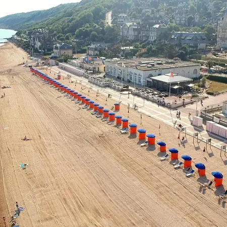 Les Embruns / F2 Hyper Centre * Houlgate