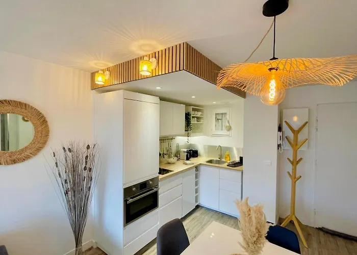 Les Embruns / F2 Hyper Centre *