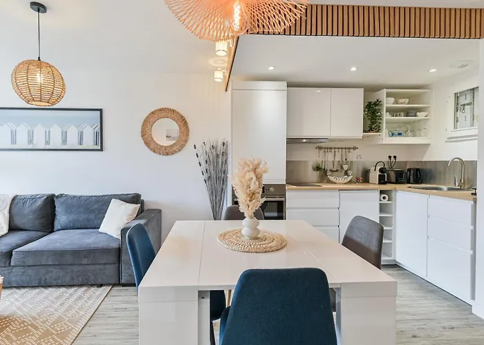 Les Embruns / F2 Hyper Centre Apartamento *